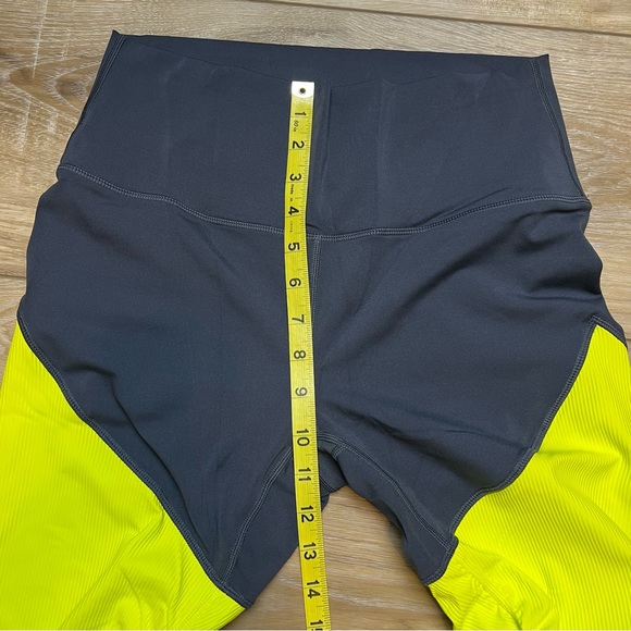 Zyia Active Neon Yellow Parallel Luxe High-Rise 7/8 24” Leggings. Size 8… - Picture 9 of 10